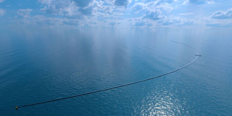 The Ocean Cleanup System