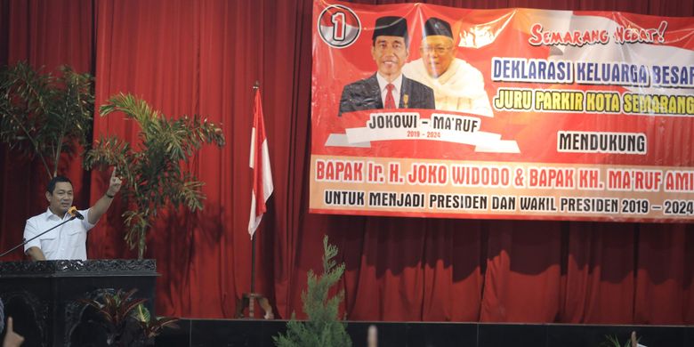 Wali kota Semarang Hendrar Prihadi saat memberikan sambutan pada acara Deklarasi Keluarga Besar Juru Parkir Kota Semarang, Rabu (30/1/2019).