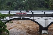 Ciliwung Meluap, Jembatan Panus Depok Sempat Ditutup