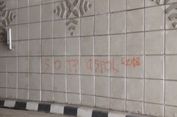 'Underpass' Matraman Kembali Dicorat-coret