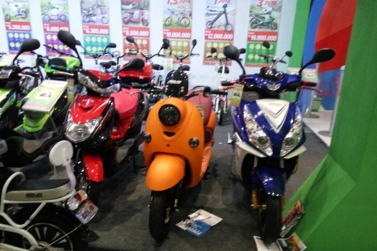 Sepeda listrik di IIMS 2017