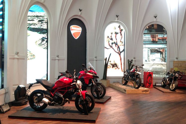 Empat model baru Ducati meluncur bersamaan.