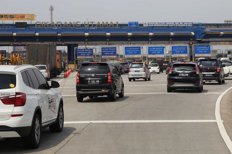 Pintu Tol Cikarang Utama