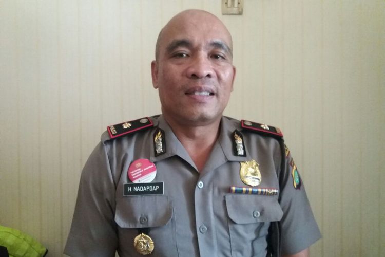 Kapolsek Pancoran Mas Komisaris Hamonangan Nadapdapsaat ditemui di saat ditemui di kantornya pada Selasa (25/7/2017). 