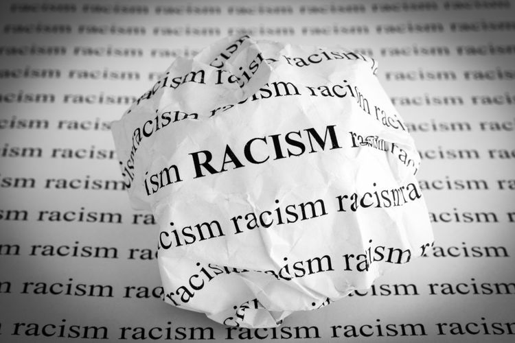 Antara Rasis dan Pernyataan Kontroversi