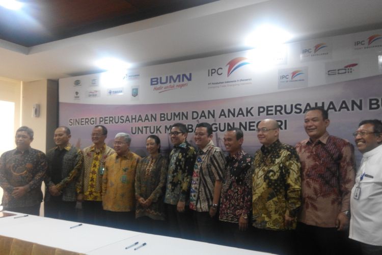 Penandatanganan kerja sama PT Pelabuhan Indonesia (Persero) dengan tujuh BUMN dan anak usaha BUMN di Jakarta, Jumat (25/8/2017).