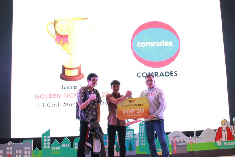 Aplikasi Comrades menjadi pemenang rocket picthing The NextDev Bandung.