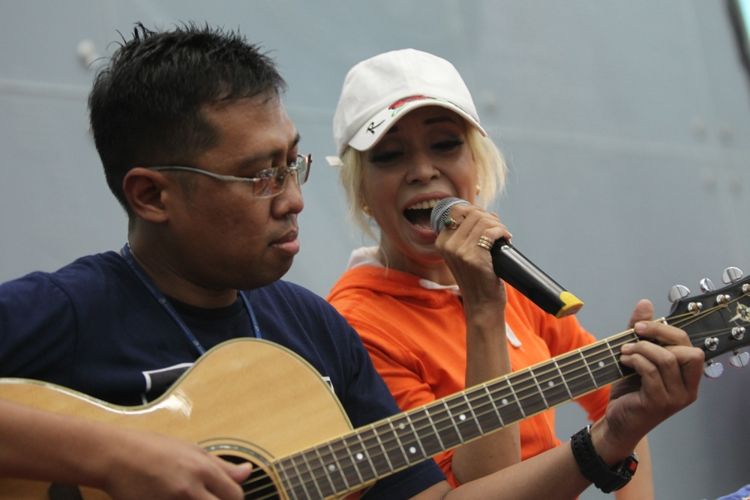 Syaharani tampil menghibur dalam perayaan Hari Ulang Tahun ke-22 Kompas.com, di Gedung Menara Kompas, Palmerah, Jakarta, Kamis (14/9/2017). 