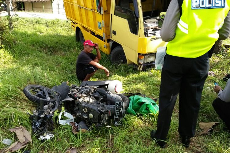‎Di tengah perjalanan hendak beraktivitas, Intan yang melaju di jalurnya dihantam sebuah truk yang melaju ugal-ugalan di jalan raya Purwodadi –  Semarang KM 13,300 wilayah Desa Jatilor, Kecamatan Godong, Grobogan.‎
