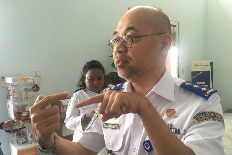 Kepala Badan Pengelola Transportasi Jabodetabek (BPTJ) Bambang Prihartono saat ditemui di Cikarang, Jumat (20/10/2017). 
