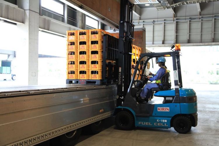 Forklift yang sudah menggunakan bahan bakar hidrogen