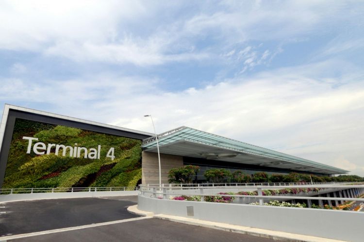 Terminal 4 Bandara Internasional Changi, Singapura.