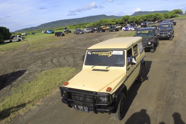 Tur komunitas Mercedes Jip Indonesia di Banyuwangi dan Bali pada 8-12 Desember 2017.