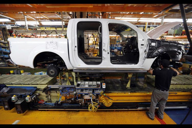 Fasilitas Produksi Small Pickup Nissan di Avila Spanyol.