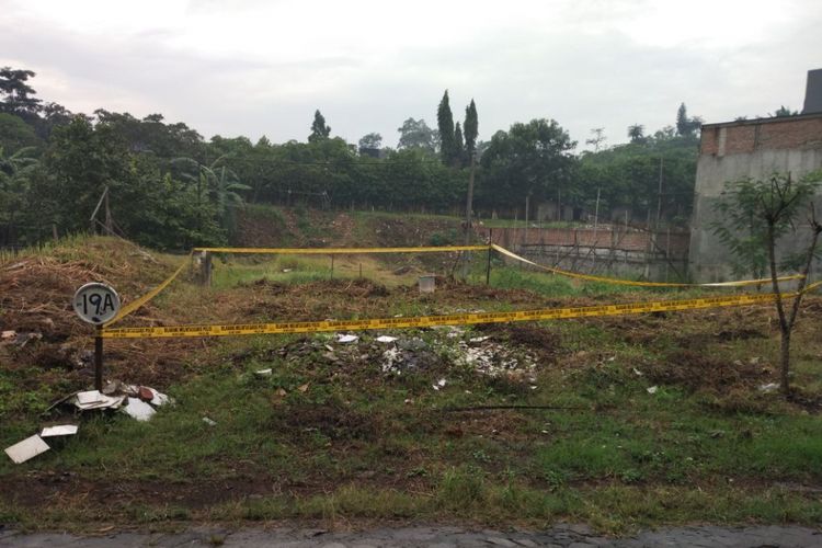 Temuan mortir di perumahan River Valley Jalan PDK Raya, Lebak Bulus, Jakarta Selatan pada Rabu (17/1/2018).