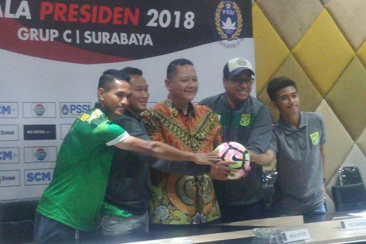PS TNI dan Persebaya usai technical meeting di Surabaya