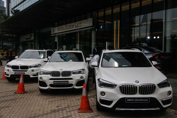 Suasana saat peresmian dealer BMW Thamrin di Jakarta, Kamis (25/1/2018). Dealer ini juga menyediakan layanan purna jual termasuk BMW Fast Lane Services yang mencakup perawatan rutin, dan proses pemesanan suku cadang yang terhubung ke BMW Group Indonesia Parts Distribution Center.