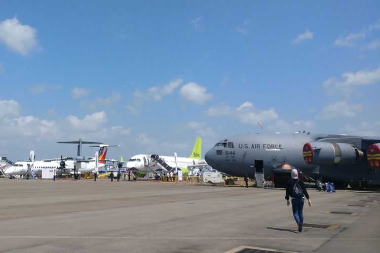 Beberapa pesawat yang hadir di arena Singapore Airshow 2018.
