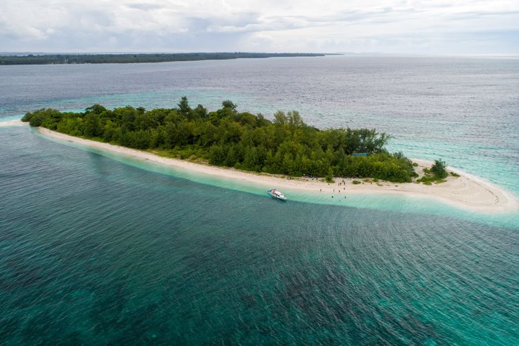 Pulau Adranan, di gugusan Kepulauan Kei, Jumat (16/3/2018). 