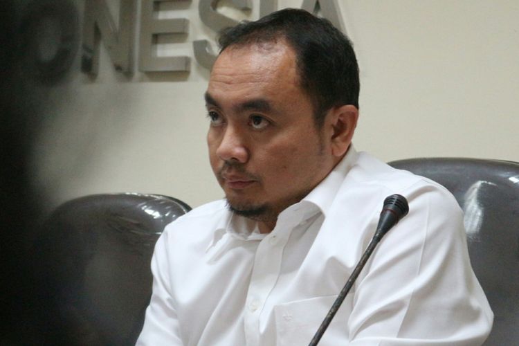 Anggota Badan Pengawas Pemilu (Bawaslu) RI Mochammad Afifuddin di Kantor Bawaslu RI, Jakarta, Rabu (21/3/2018). 