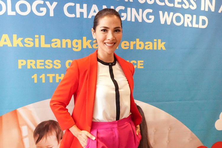 Pembawa acara Nadia Mulya saat menghadiri diskusi di Mamain Eat & Play, Jakarta Selatan, Rabu (11/4/2018).