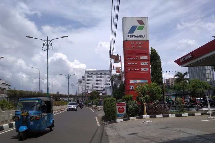 SPBU Matraman yang dirugikan akibat pembangunan underpass Matraman, Kamis (12/4/2018)