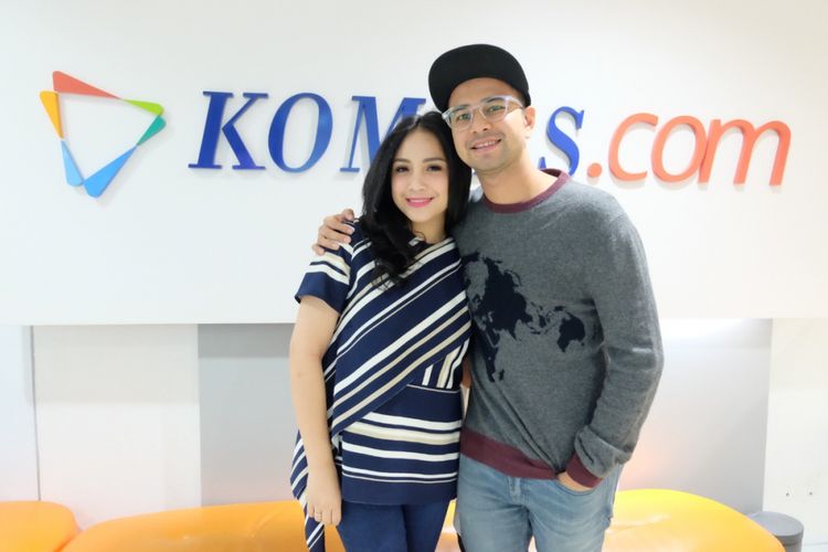Nagita Slavina dan Raffi Ahmad saat promo film The Secret ke Gedung Kompas Gramedia, Jalan Palmerah Selatan, Jakarta, Rabu (18/4/2018).