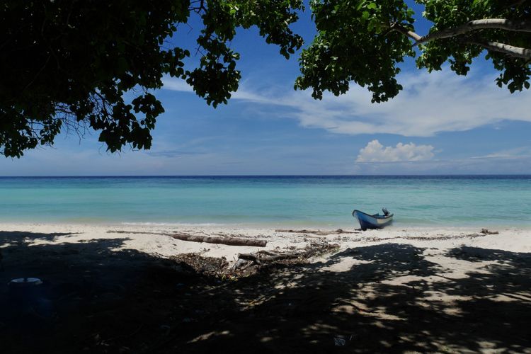  Tanjung Waka salah satu destinasi wisata yang ada di Desa Fatkayon, Kecamatan Sulabesi Timur, Pulau Sulabesi, Kepulauan Sula, Maluku Utara, Jumat (13/4/2018).