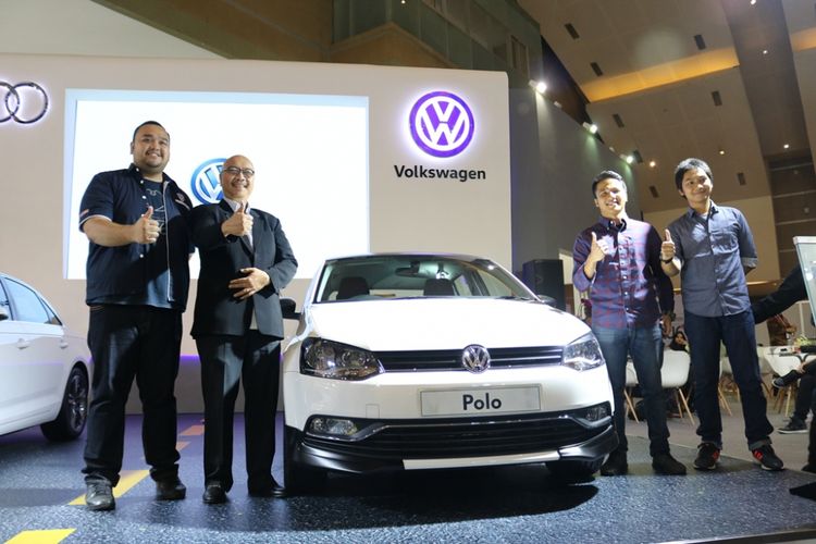 Varian terbaru Volkswagen Polo VRS yang diperkenalkan di ajang Indonesia International Motor Show (IIMS) di JIExpo Kemayoran, Jakarta, Kamis (19/4/2018).