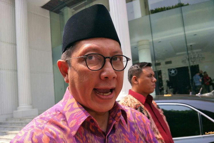 Menteri Agama RI, Lukman Hakim Saifuddin ketika ditemui di Kantor Wakil Presiden RI, Jakarta, Senin (30/4/2018). 