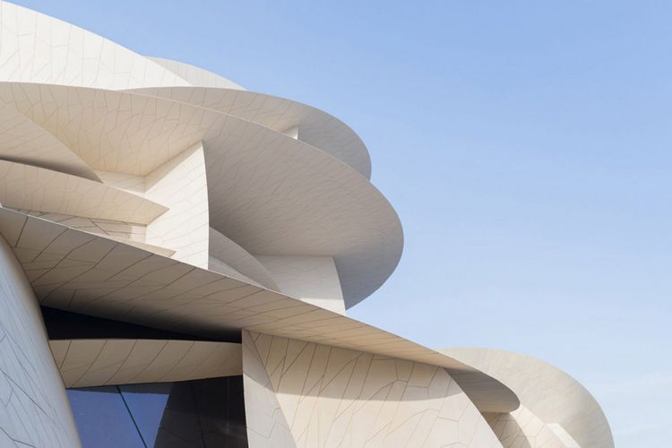 National Museum of Qatar di Doha yang dirancang oleh arsitek Perancis Jean Nouvel.
