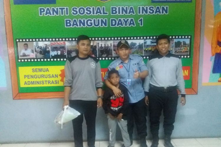 Bocah asal Maluku di temukan terlantar di Stasiun Tebet, Senin (7/5/2018)