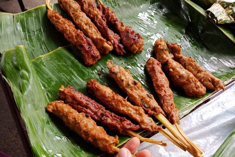 Dari Lemang sampai Ayam  Guling  5 Takjil Unik di Pasar 