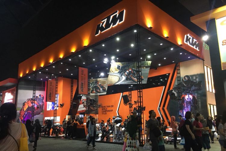 Booth KTM di Jakarta Fair Kemayoran (JFK) 2018.