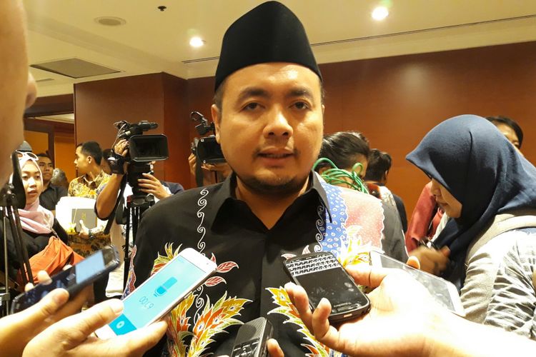 Anggota Bawaslu RI Mochammad Afifuddin usai Rapat Penetapan DPS dan DPSLN Pemilu 2019 di Jakarta, Sabtu (23/6/2018).