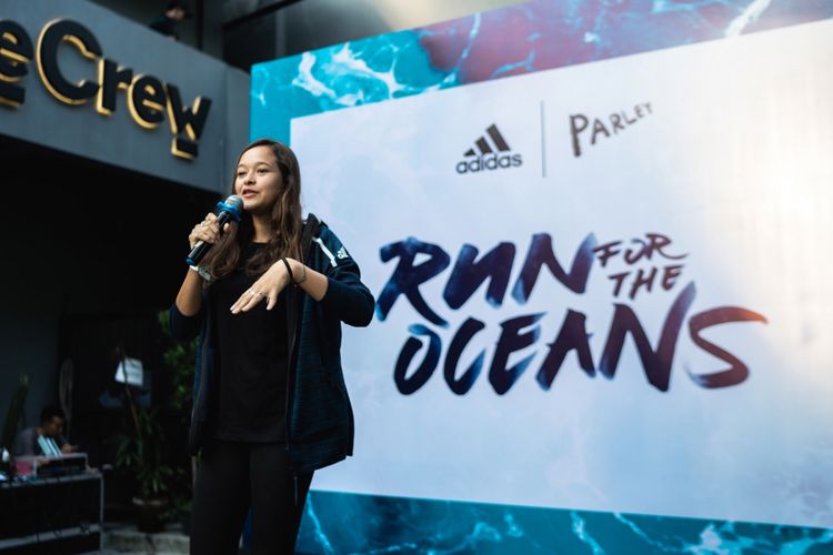 Melati Wijsen dalam Kampanye Run for the Oceans Minggu (1/7/2018)