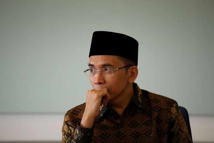 Gubernur Nusa Tenggara Barat Zainul Majdi atau Tuan Guru Bajang (TGB) saat mengunjungi Kantor Redaksi Kompas.com di Menara Kompas, Jakarta, Kamis (12/7/2018).