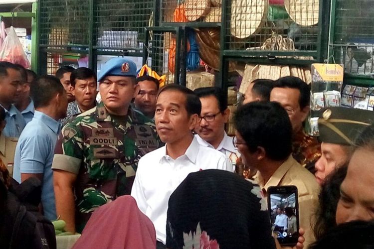 Presiden Joko Widodo saat berada di Pasar Kranggan, Kota Yogyakarta, Rabu (25/7/2018)