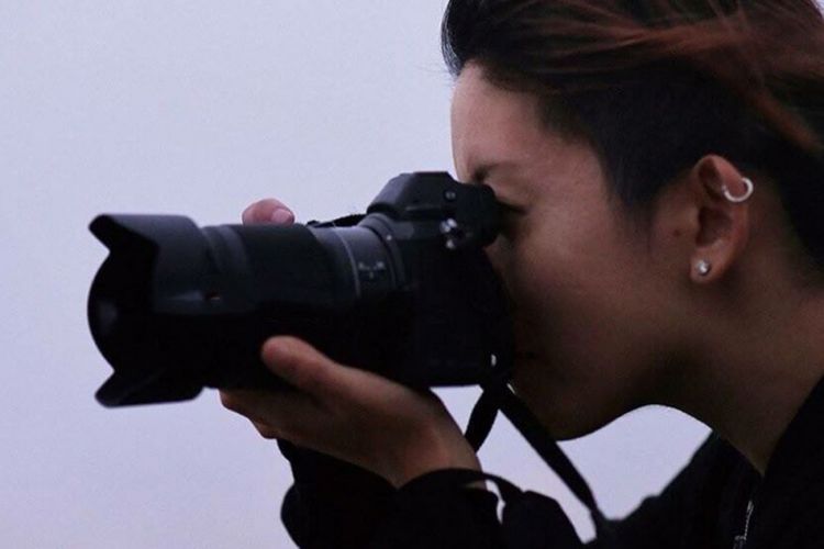 Salah satu foto bocoran yang memperlihatkan tampang kamera mirrorless full frame baru dari Nikon.