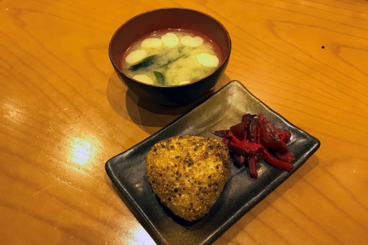 Old-fashioned Yaki-onigiri