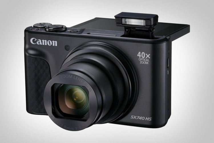 Kamera saku Canon PowerShot SX740 HS.