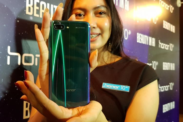 Honor 10 saat peluncuran di Jakarta, Jumat (2/8/2018).