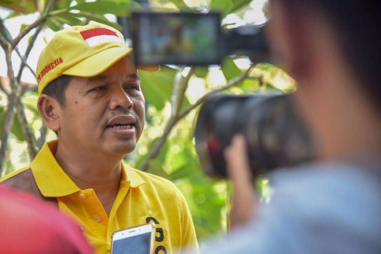 Ketua DPD Golkar Jabar Dedi Mulyadi saat diwawancara terkait bantuan gempa Lombok di Purwakarta, Senin (6/8/2018).