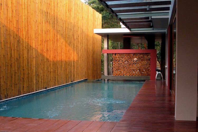 Desain kolam renang GV house di Tangerang karya HerryJ Architects 