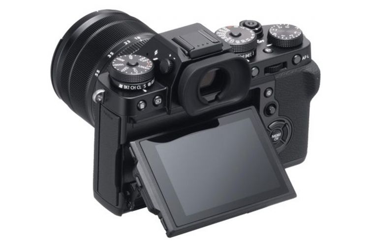 Tampak belakang Fujifilm X-T3 varian warna hitam.