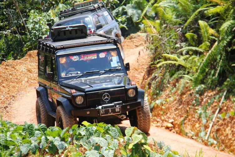 Salah satu mobil yang digunakan perwakilan Mercedes Jip Indonesia-Adventura untuk datang ke The Sarawak 4x4 Jamboree di Sibu, Sarawak, Malaysia pada 13-16 September 2018.