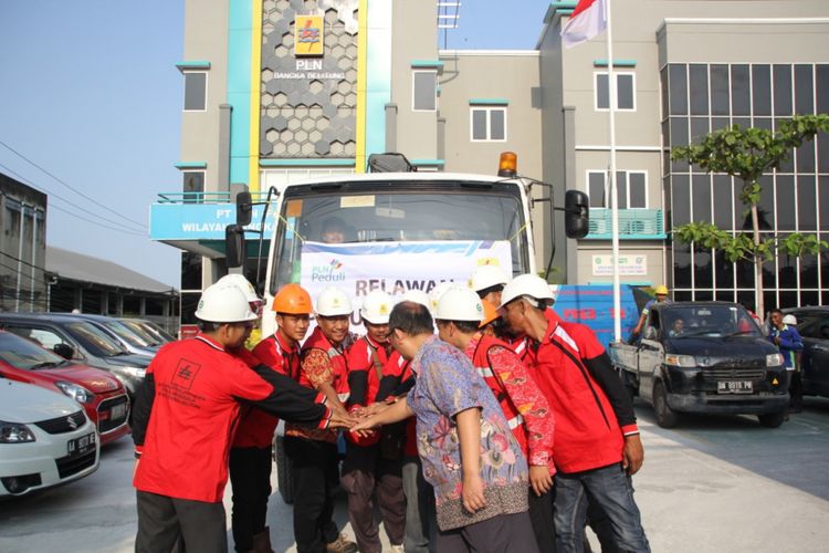 Tim reaksi cepat PLN Kepulauan Bangka Belitung bertolak menuju Sulawesi Tengah untuk membantu pemulihan jaringan listrik.
