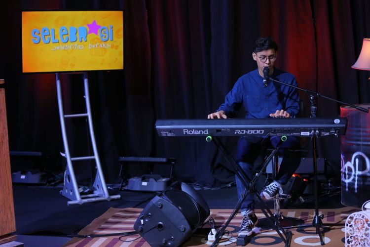 Ardhito  Pramono dalam acara Selebrasi (Selebritas Beraksi) di Studio 1 Kompas TV, Palmerah Selatan, Jakarta Pusat, Selasa (9/10/2018).