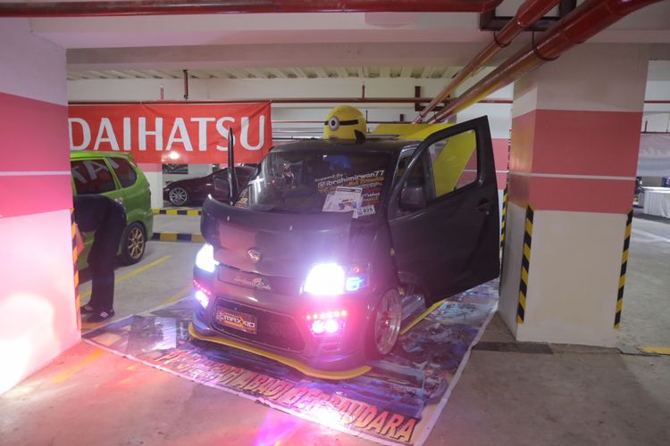 Peserta modifikasi Daihatsu di Palembang.