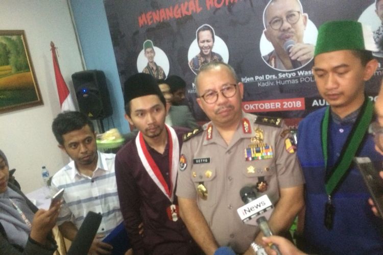 Kepala Divisi Humas Polri Irjen (Pol) Setyo Wasisto di Aula Perkumpulan Gerakan Kebangsaan, Jakarta Selatan, Senin (15/10/2018).
